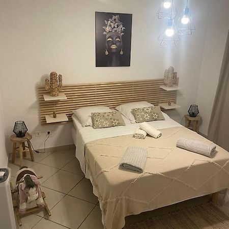 נים Appartement Proche Gare Tgv מראה חיצוני תמונה